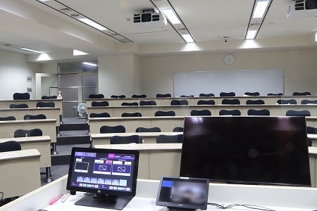 一橋大学様ハイブリッド授業導入事例